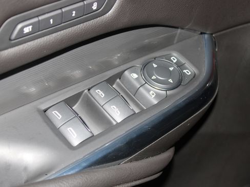 Used 2024 Cadillac XT4 Premium Luxury FWD image 23