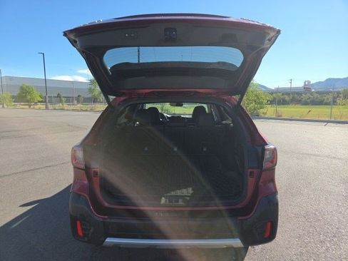 Used 2022 Subaru Outback Limited XT AWD/4WD image 16