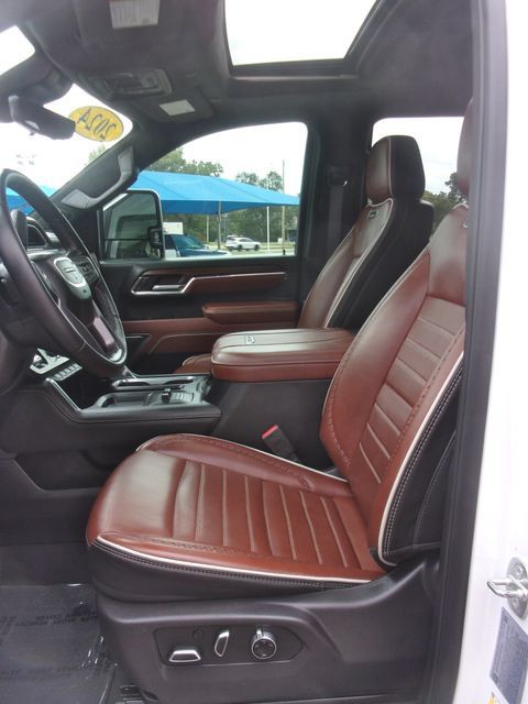 Used 2024 GMC Sierra 2500 Denali Ultimate AWD/4WD image 30