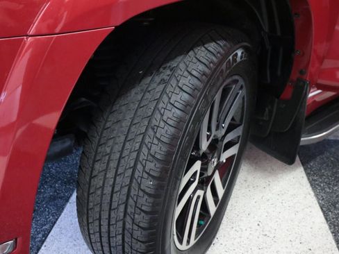Used 2022 Toyota 4Runner Limited AWD/4WD image 9