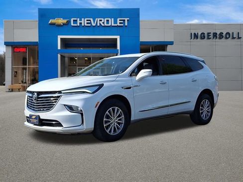 Used 2024 Buick Enclave Premium AWD/4WD image 34