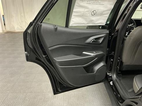 New 2026 Chevrolet Trax ACTIV w/ Driver Confidence Package FWD image 24