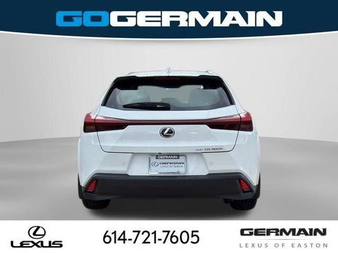 New 2026 Lexus UX 300h AWD image 9