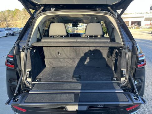 Certified 2024 BMW X7 xDrive40i image 36