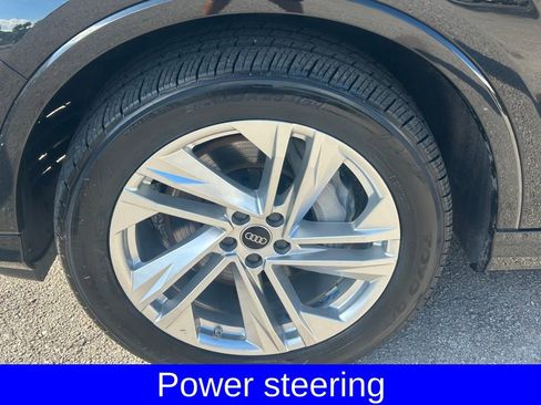 Used 2023 Audi Q7 3.0T Premium Plus image 15