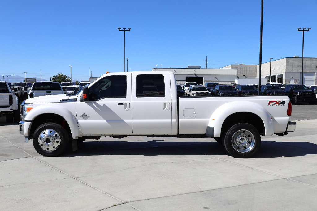 Used 2016 Ford F450 Lariat w/ Lariat Ultimate Package AWD/4WD image 3