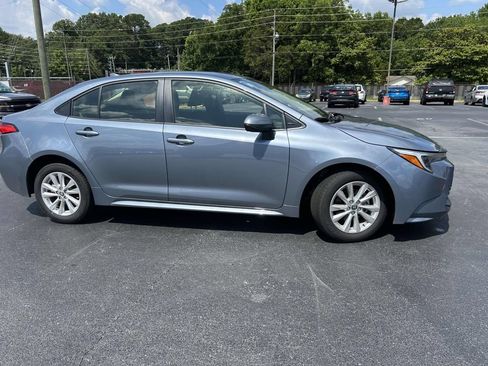 New 2026 Toyota Corolla LE w/ LE Premium Package FWD image 2