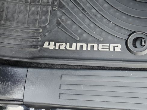 Used 2014 Toyota 4Runner Trail Premium AWD/4WD image 32