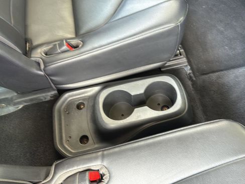 Used 2022 Toyota Highlander XLE image 35