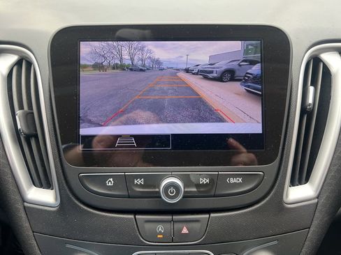 Used 2024 Chevrolet Malibu LT image 29