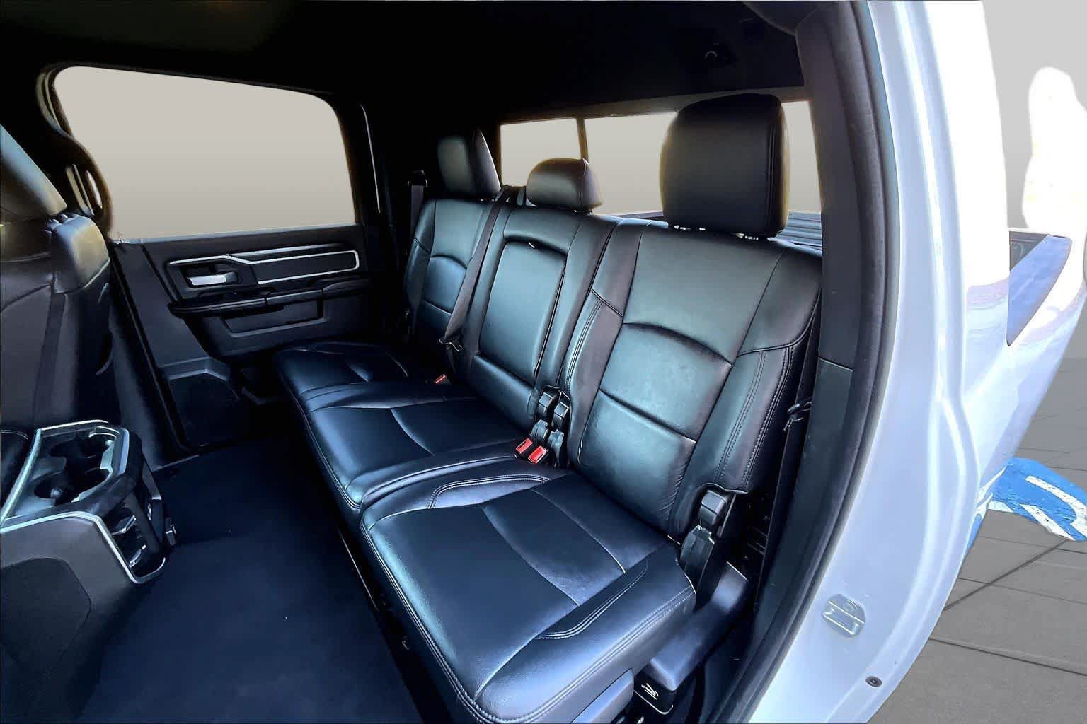 Used 2022 RAM 2500 Big Horn w/ Level C Equiment Group AWD/4WD image 20