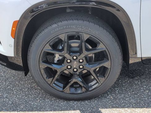 New 2026 Chevrolet Traverse RS AWD/4WD image 32