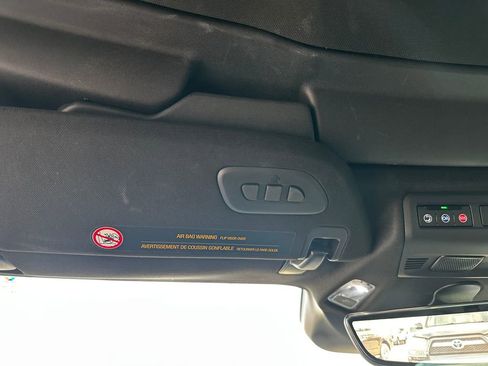 Used 2025 Chevrolet Corvette Stingray Preferred Cpe w/ 2LT image 61