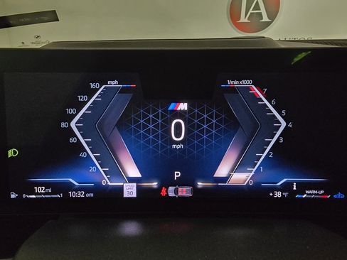 Certified 2023 BMW X7 xDrive40i w/ M Sport Package image 25