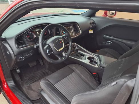 Used 2016 Dodge Challenger SXT w/ Blacktop Package RWD image 11