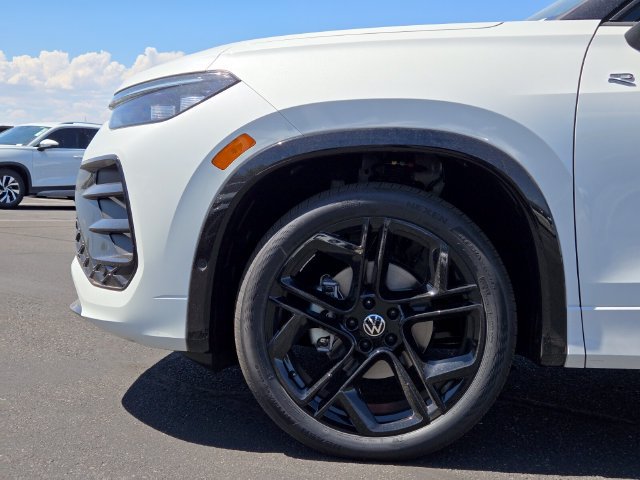 New 2026 Volkswagen Tiguan SE R-Line FWD image 5