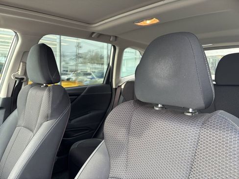 Used 2019 Subaru Forester Premium w/ All-Weather Package image 11