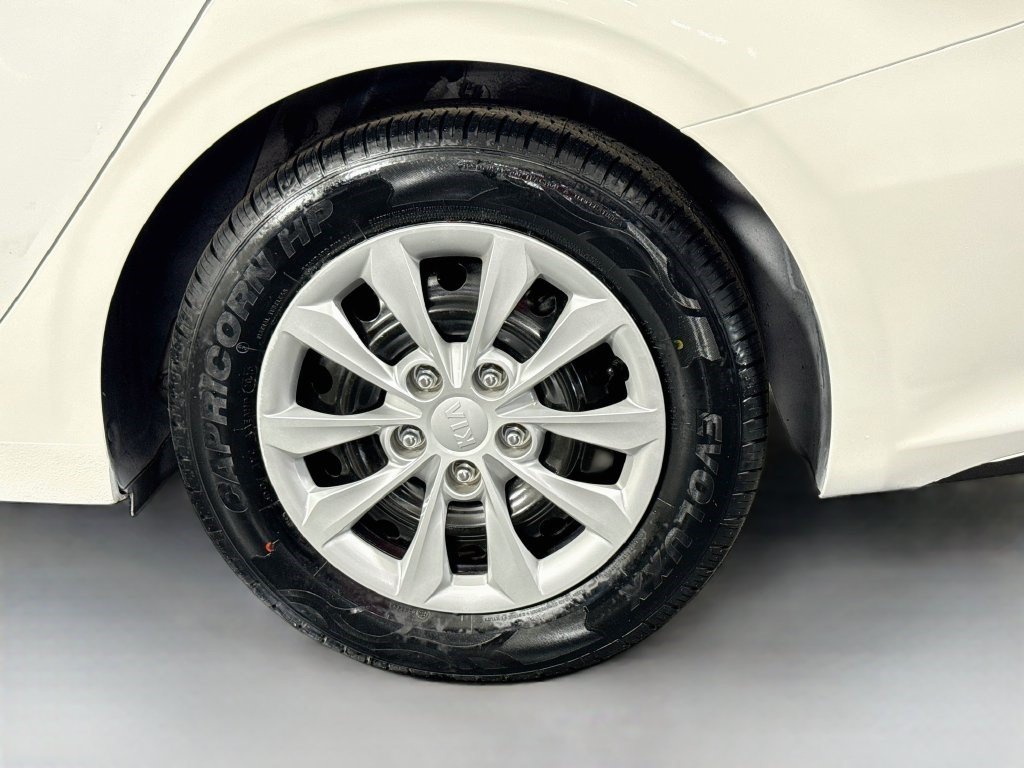 Used 2020 Kia Forte Sedan FWD image 35