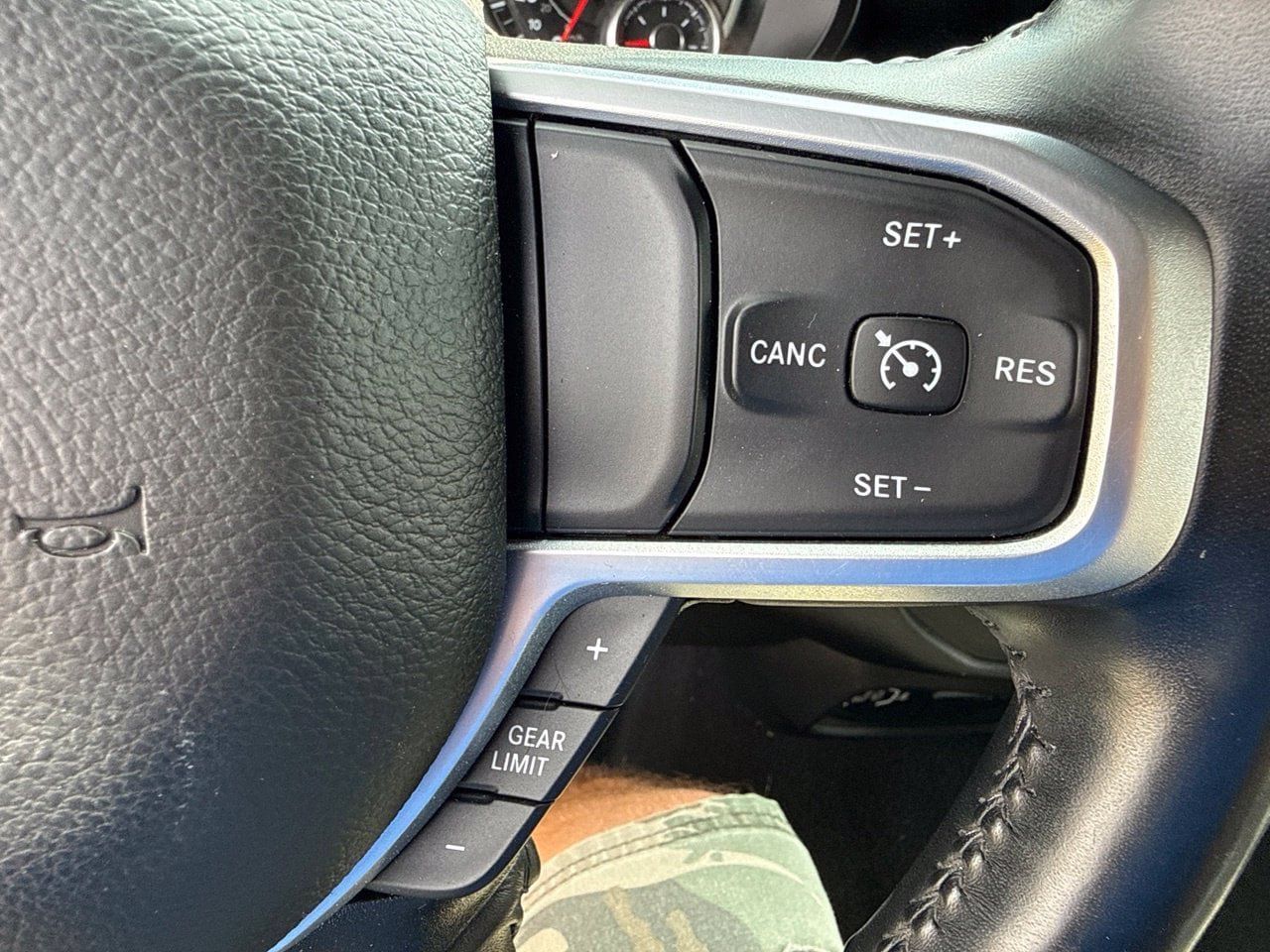 Used 2024 RAM 2500 Big Horn AWD/4WD image 27