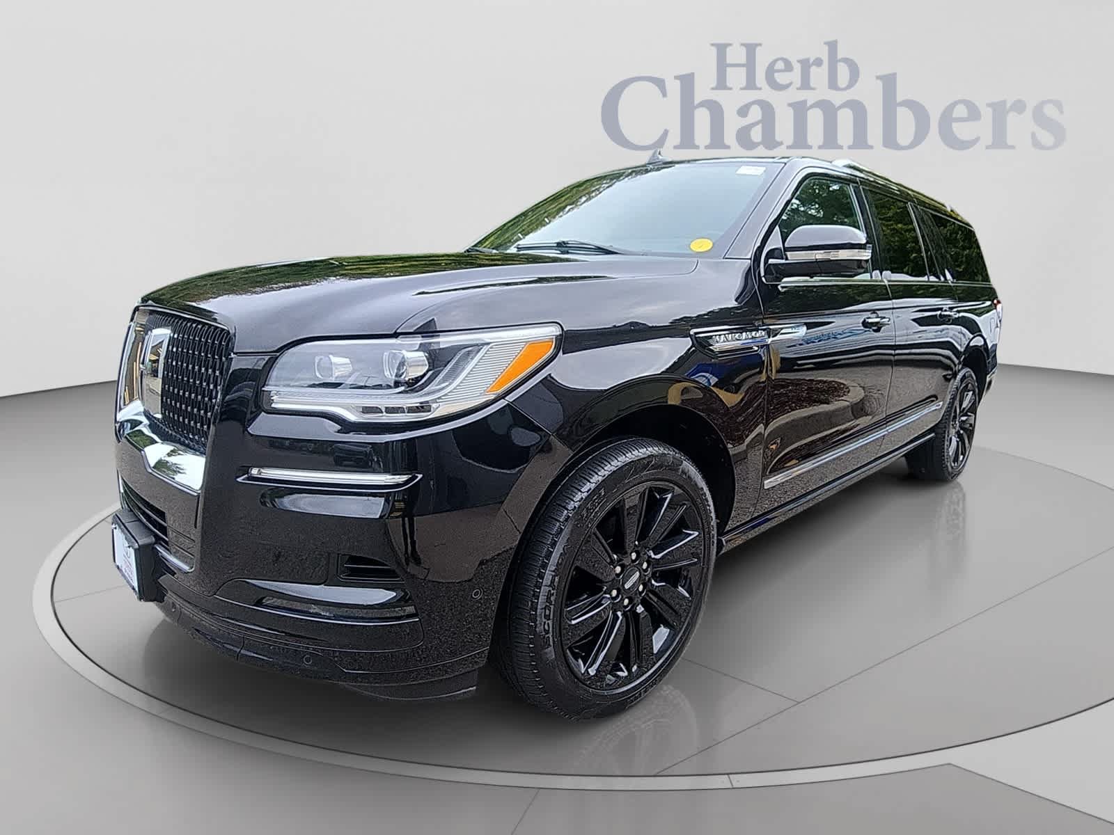 Used 2024 Lincoln Navigator L Reserve AWD/4WD image 10