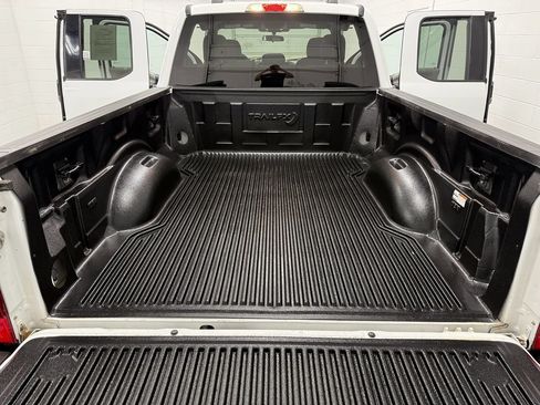 Used 2022 Ford F350 XLT w/ XLT Value Package AWD/4WD image 27