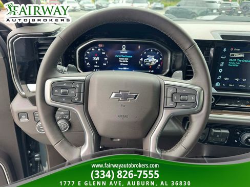 Used 2026 Chevrolet Silverado 1500 LT Trail Boss w/ Convenience Package II AWD/4WD image 18