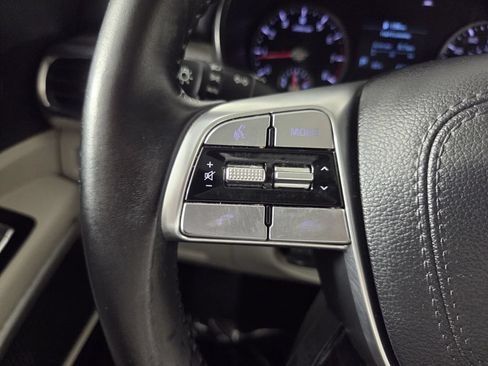 Used 2022 Kia Telluride EX w/ EX Premium Package FWD image 17
