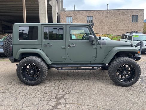 Used 2007 Jeep Wrangler Unlimited Sahara image 6