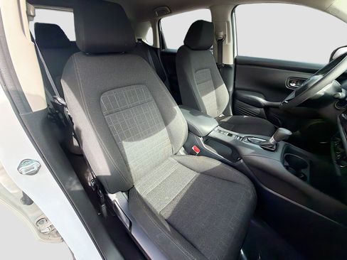 Used 2023 Honda HR-V LX image 14