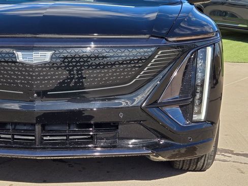New 2025 Cadillac Lyriq Sport image 6