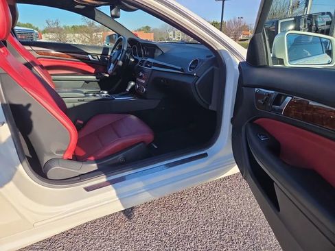 Used 2014 Mercedes-Benz C 350 C 350 4MATIC Coupe 2D image 24