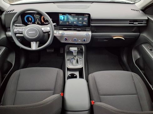 New 2026 Hyundai Kona SE image 7