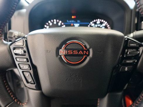 Used 2025 Nissan Frontier Pro-X w/ Pro Convenience Package RWD image 12