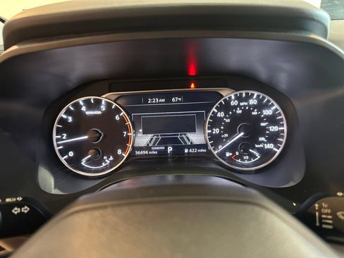 Used 2025 Nissan Rogue SV FWD image 41
