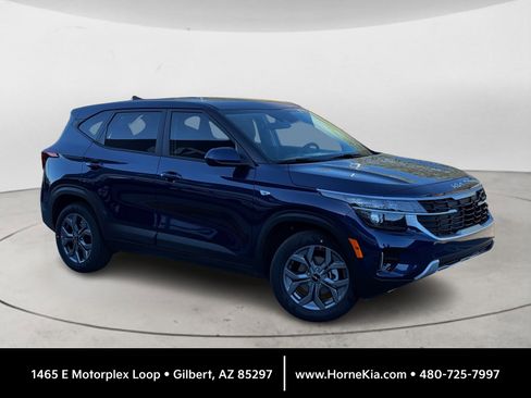 New 2026 Kia Seltos LX image 1