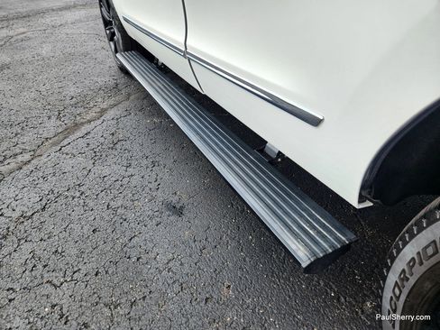 Used 2023 Lincoln Navigator Reserve image 21