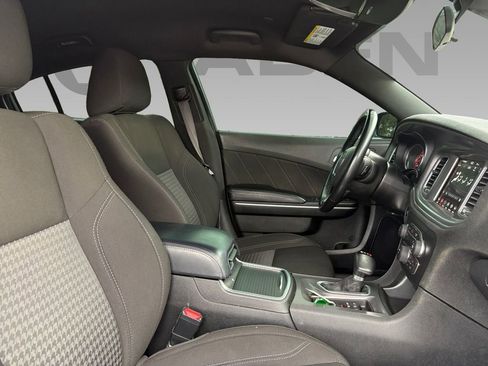 Used 2023 Dodge Charger SXT image 9
