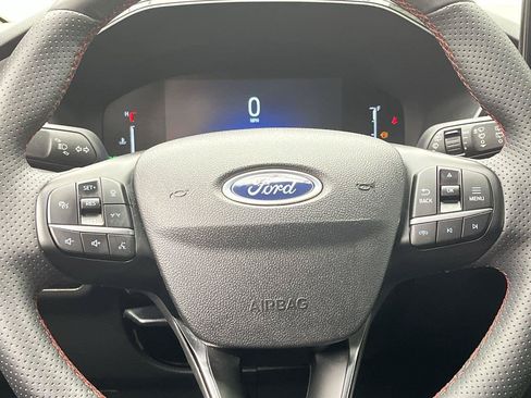 Used 2023 Ford Escape ST-Line w/ Tech Pack #1 AWD/4WD image 17
