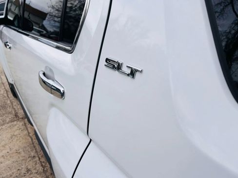 Used 2012 GMC Terrain SLT image 12