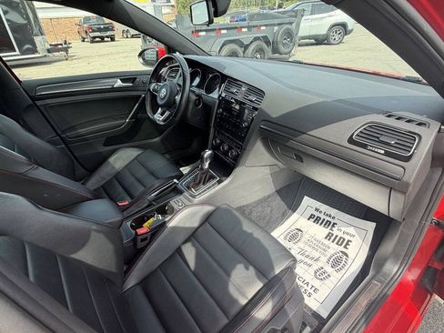 Used 2018 Volkswagen GTI SE w/ SE Leather Package FWD image 15