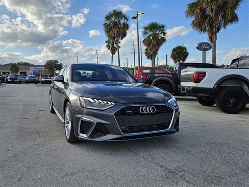 Used 2024 Audi A4 2.0T Premium Plus image 2