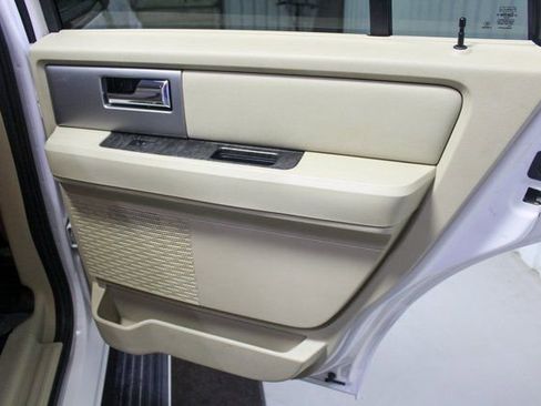 Used 2017 Ford Expedition Limited w/ Equipment Group 301A image 16