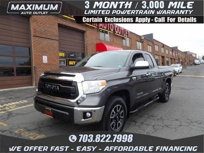 Used 2015 Toyota Tundra Limited w/ Limited Premium Package