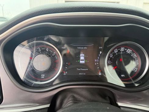 Used 2022 Dodge Challenger R/T image 4