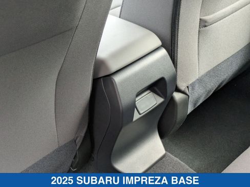 Certified 2025 Subaru Impreza 2.0i image 30