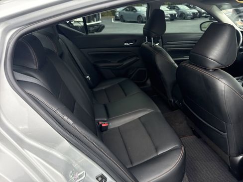 Used 2022 Nissan Altima 2.5 SR image 18