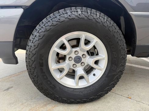 Used 2011 Ford Ranger XLT AWD/4WD image 38