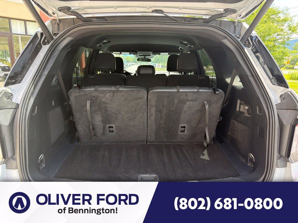 Used 2026 Ford Explorer ST-Line w/ ST-Line Street Pack AWD/4WD image 28