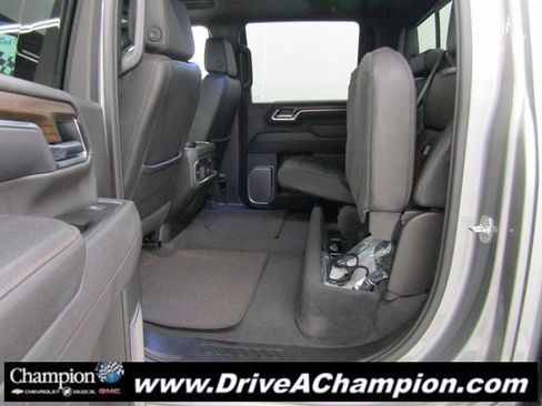 Certified 2025 Chevrolet Silverado 2500 High Country w/ High Country Premium Package image 31