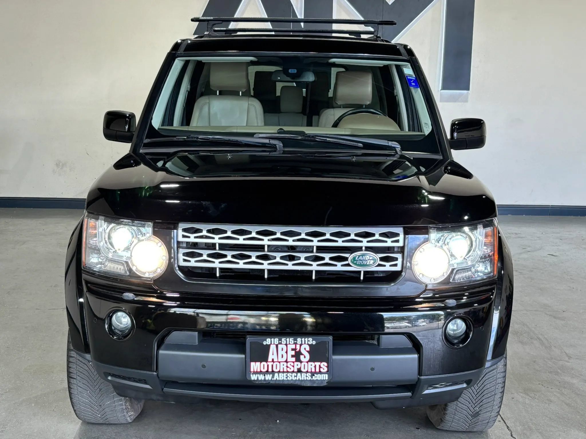 Used 2011 Land Rover LR4 HSE LUX AWD/4WD image 2